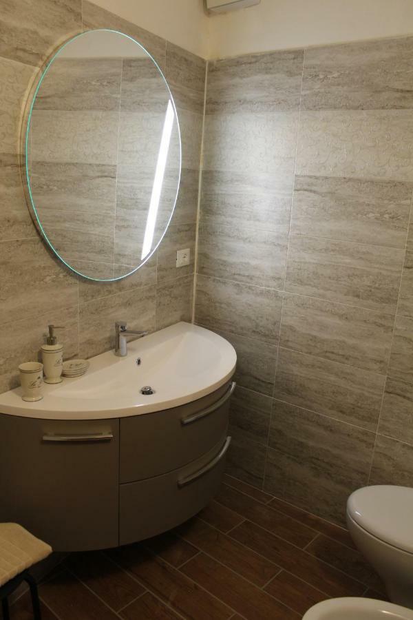 Il Castellaro Apartment Pignone Exterior photo